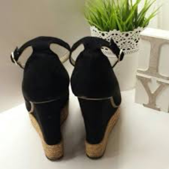 ZARA PEEP TOE CUÑA FORRADA - Picture 3 of 3